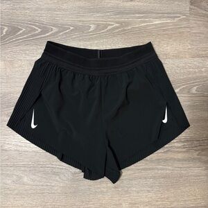 Nike aero-swift ADV mid-rise 3” brief-lined running shorts Black in S EUC